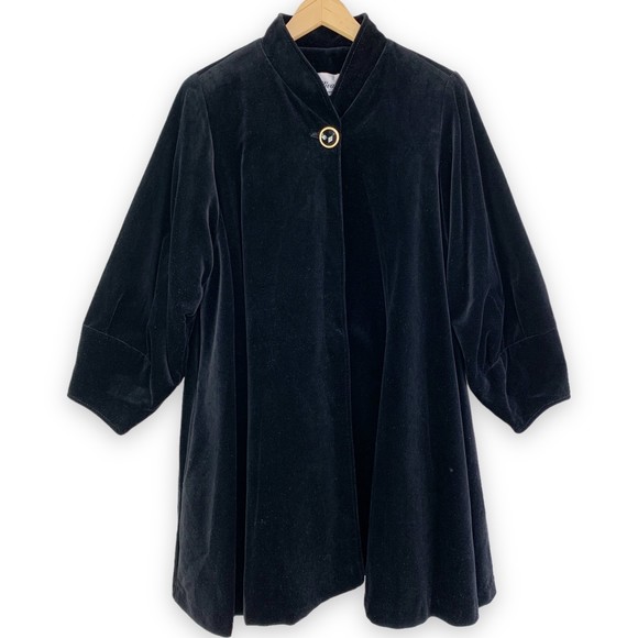 Coats by Cattiva Jackets & Coats Vintage Coats By Cattiva Velvet 5s